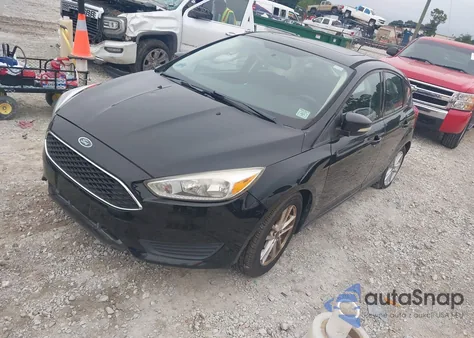 2016 Ford Focus Se z USA, uszkodzony, nr VIN 1FADP3K21GL216581